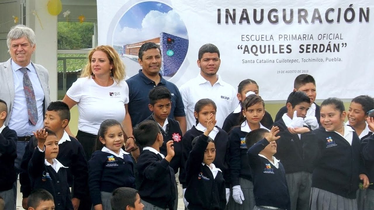 Messico, la scuola ricostruita dagli italiani / México, la escuela reconstruida por italianos