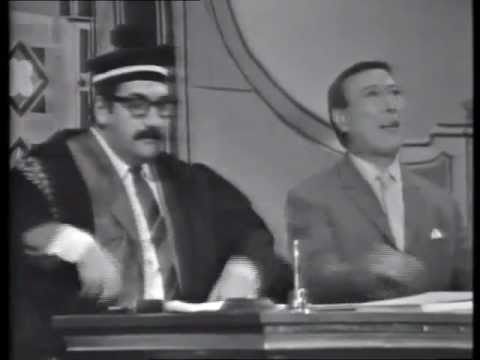 Erminio Macario sketch anni '60 "In tribunale"...