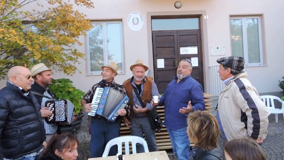 TRADIZIONALI CANTI PIEMONTESI DI OSTERIA -...